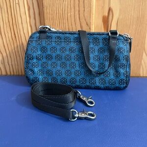 Baggallini Rose Wallet/Crossbody